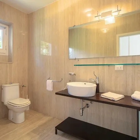 Lunense By Vacavilla Villa Avenza